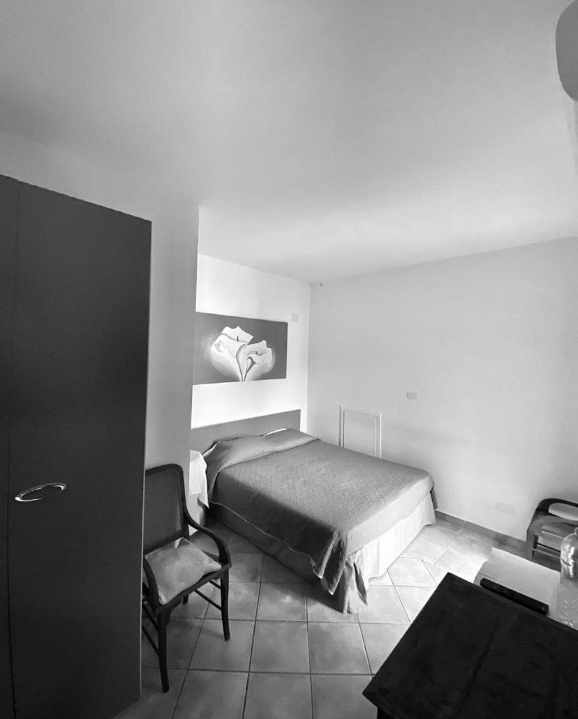 Guesthouseantonia Avellino Bagian luar foto
