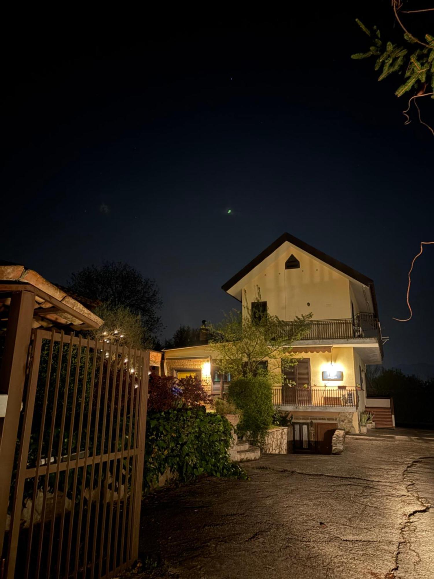 Guesthouseantonia Avellino Bagian luar foto